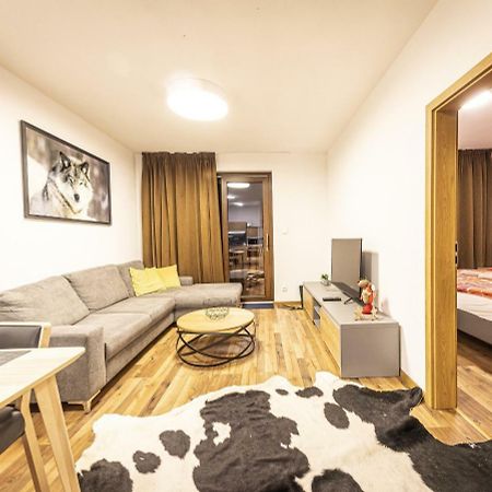 Apartmanovy Dom Poludnica - Chopok Juh Hotel Tale Bagian luar foto