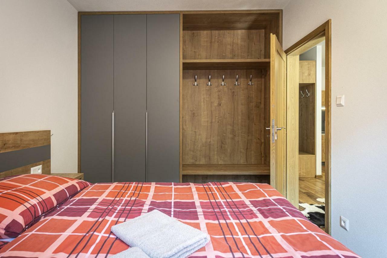 Apartmanovy Dom Poludnica - Chopok Juh Tale Bagian luar foto