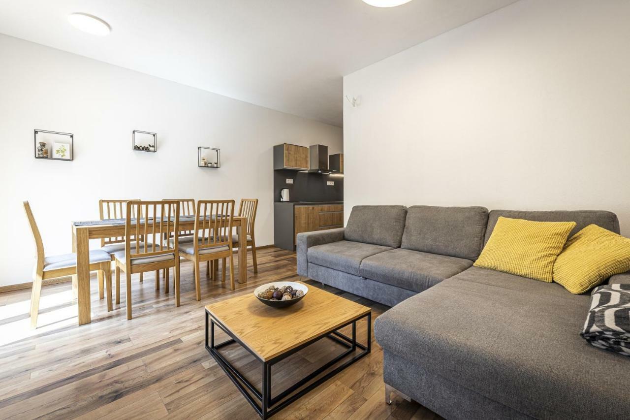 Apartmanovy Dom Poludnica - Chopok Juh Tale Bagian luar foto