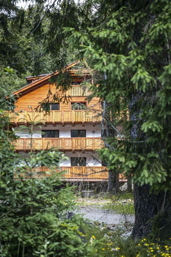 Apartmanovy Dom Poludnica - Chopok Juh Hotel Tale Bagian luar foto