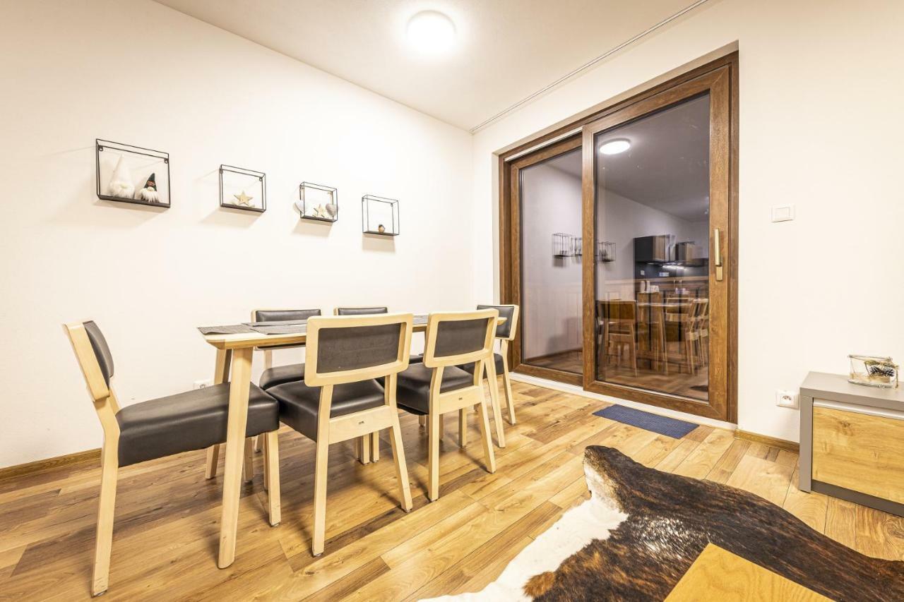 Apartmanovy Dom Poludnica - Chopok Juh Hotel Tale Bagian luar foto