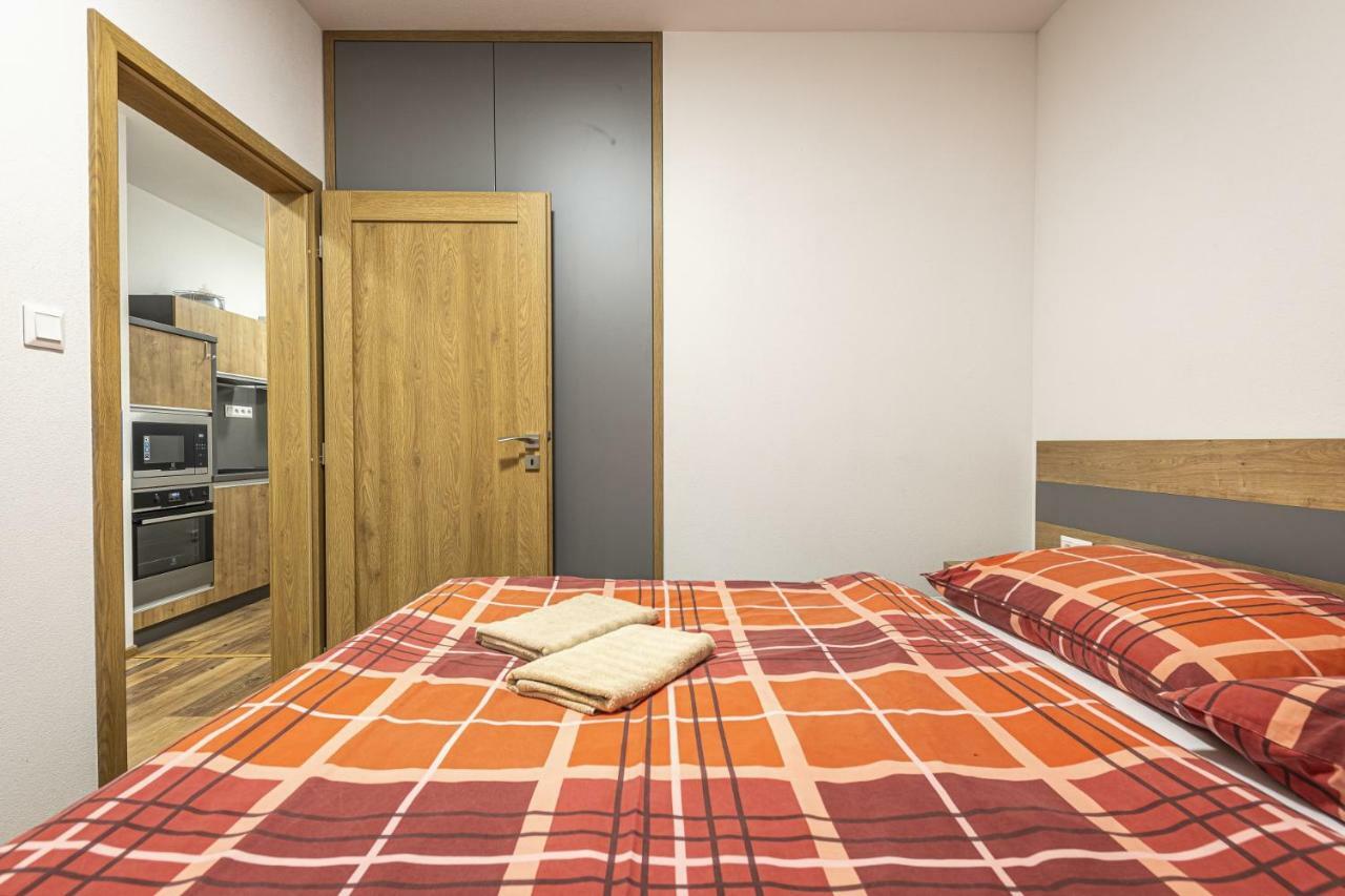 Apartmanovy Dom Poludnica - Chopok Juh Tale Bagian luar foto