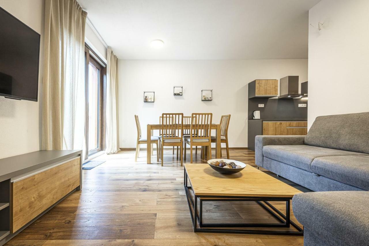 Apartmanovy Dom Poludnica - Chopok Juh Tale Bagian luar foto