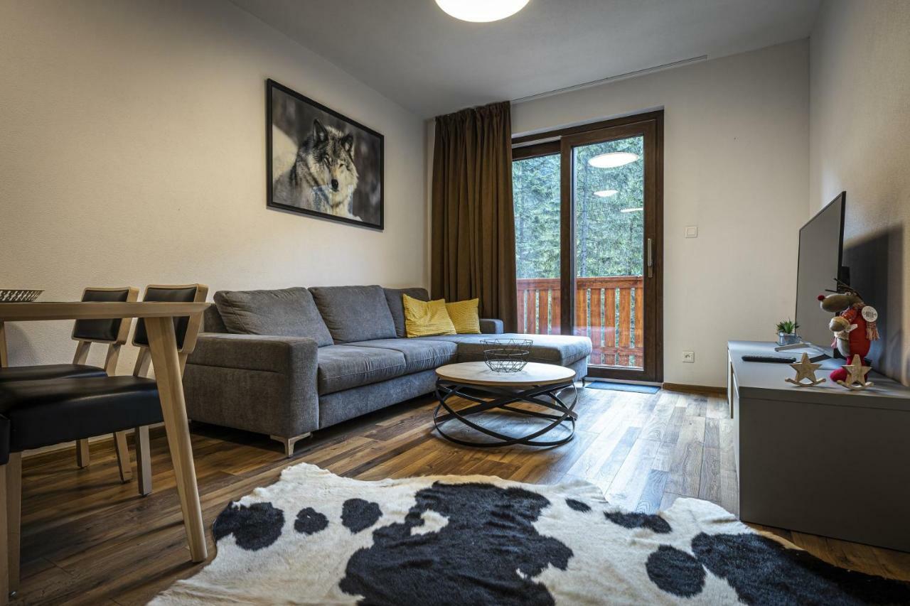 Apartmanovy Dom Poludnica - Chopok Juh Hotel Tale Bagian luar foto