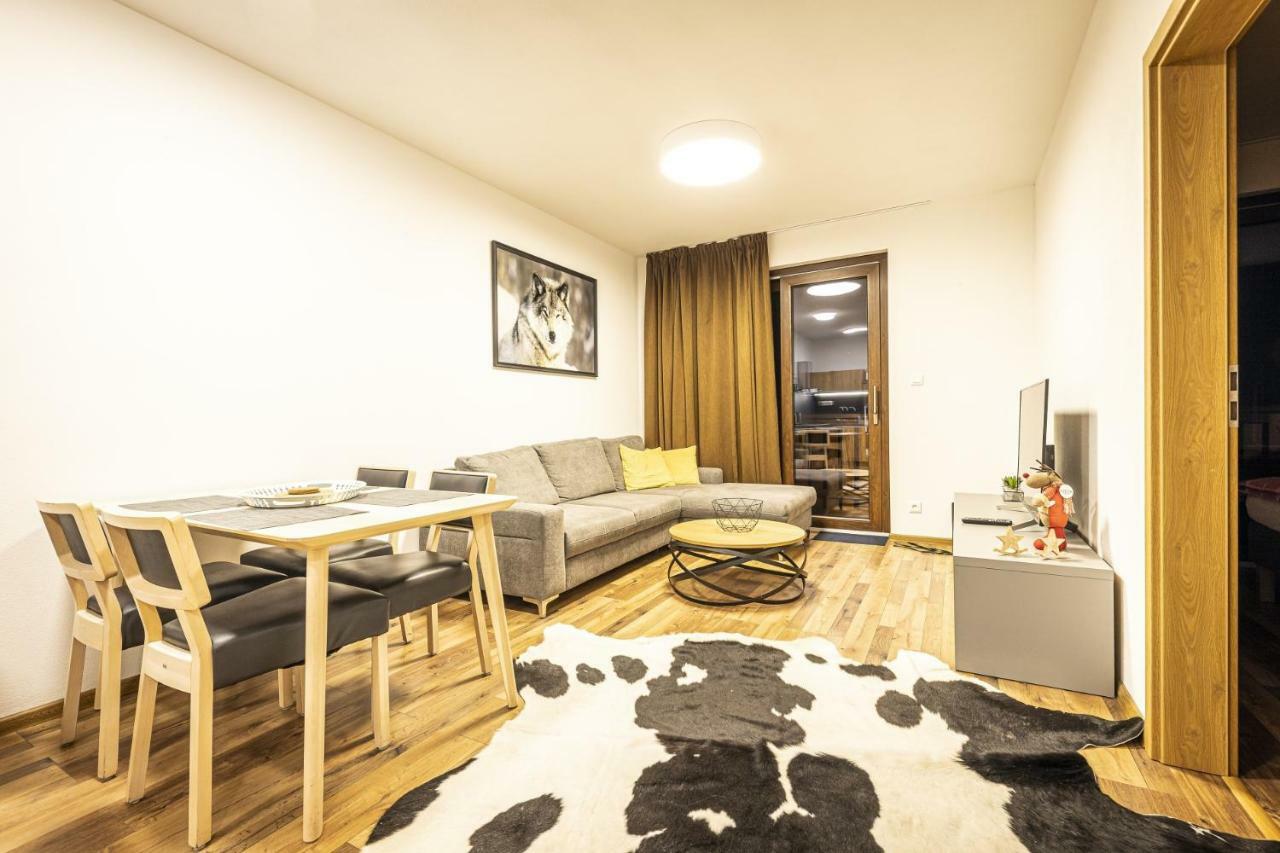 Apartmanovy Dom Poludnica - Chopok Juh Hotel Tale Bagian luar foto