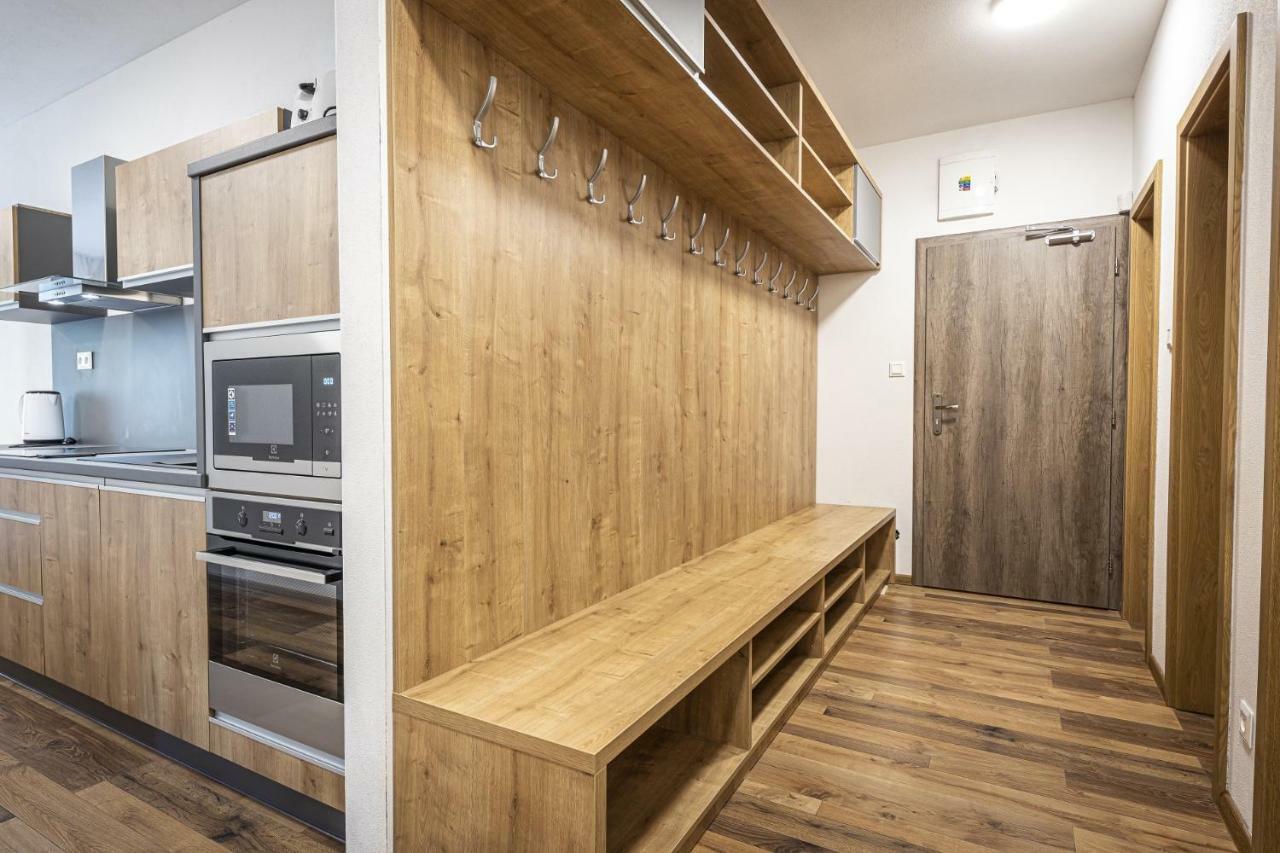 Apartmanovy Dom Poludnica - Chopok Juh Tale Bagian luar foto