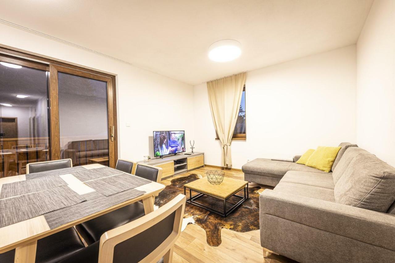 Apartmanovy Dom Poludnica - Chopok Juh Tale Bagian luar foto