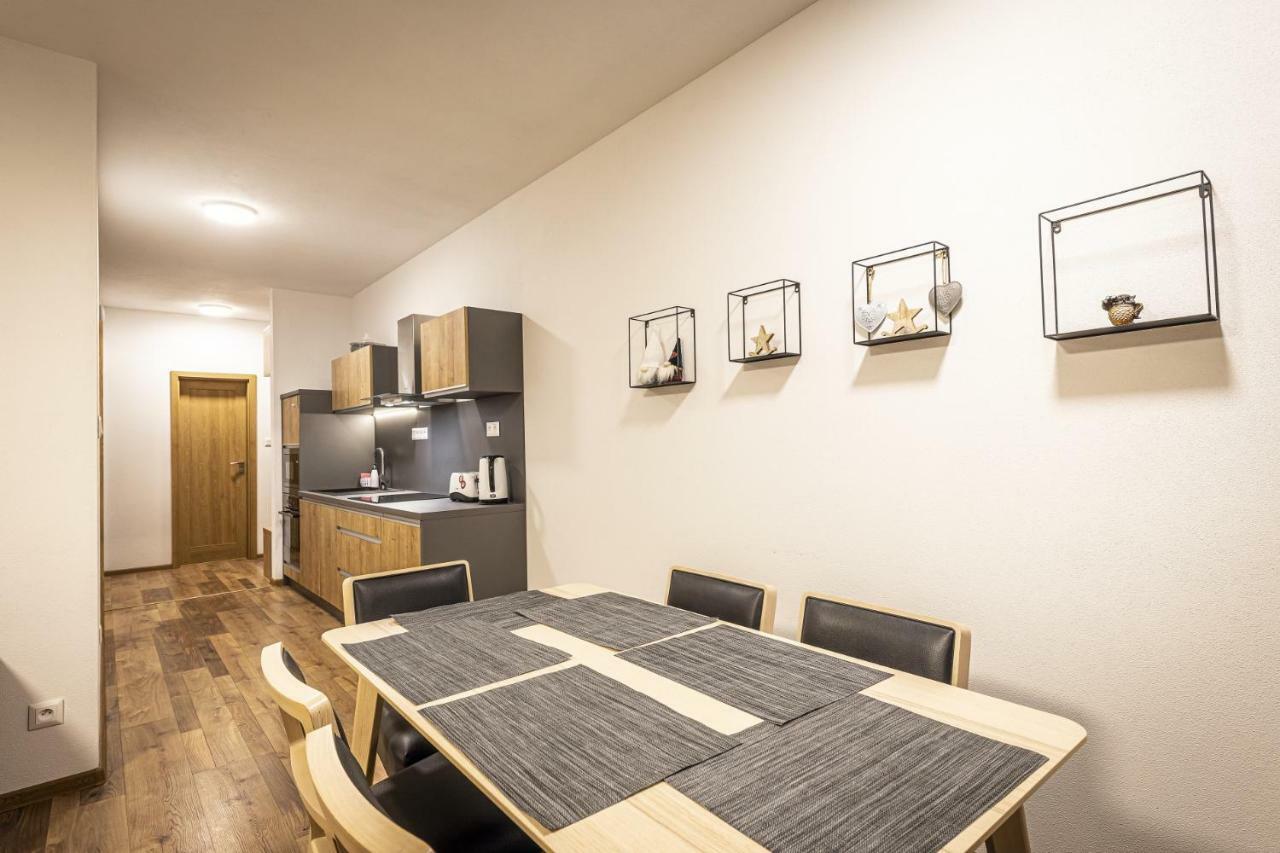 Apartmanovy Dom Poludnica - Chopok Juh Tale Bagian luar foto