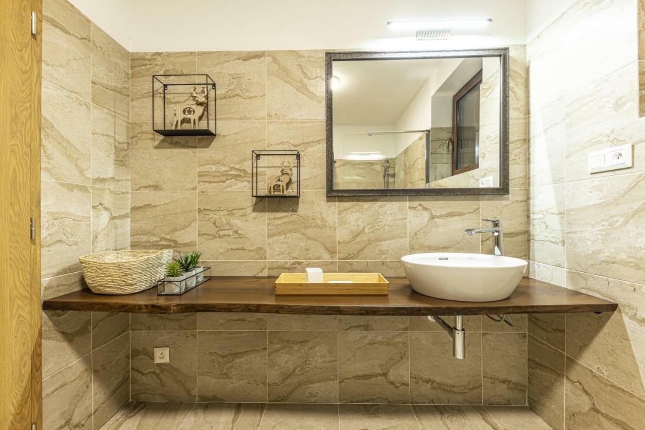 Apartmanovy Dom Poludnica - Chopok Juh Tale Bagian luar foto