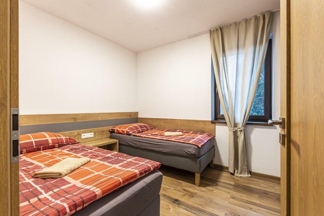 Apartmanovy Dom Poludnica - Chopok Juh Hotel Tale Bagian luar foto