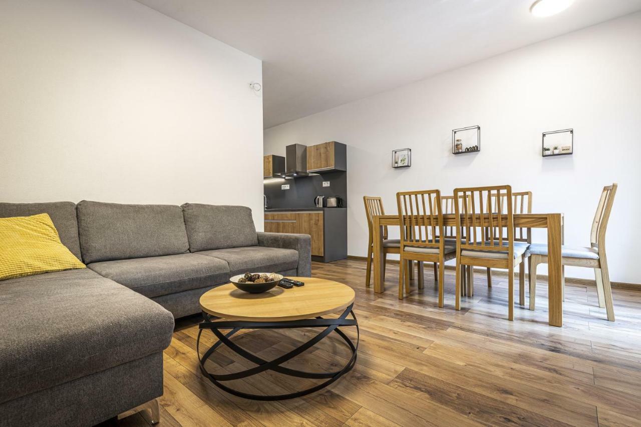 Apartmanovy Dom Poludnica - Chopok Juh Tale Bagian luar foto
